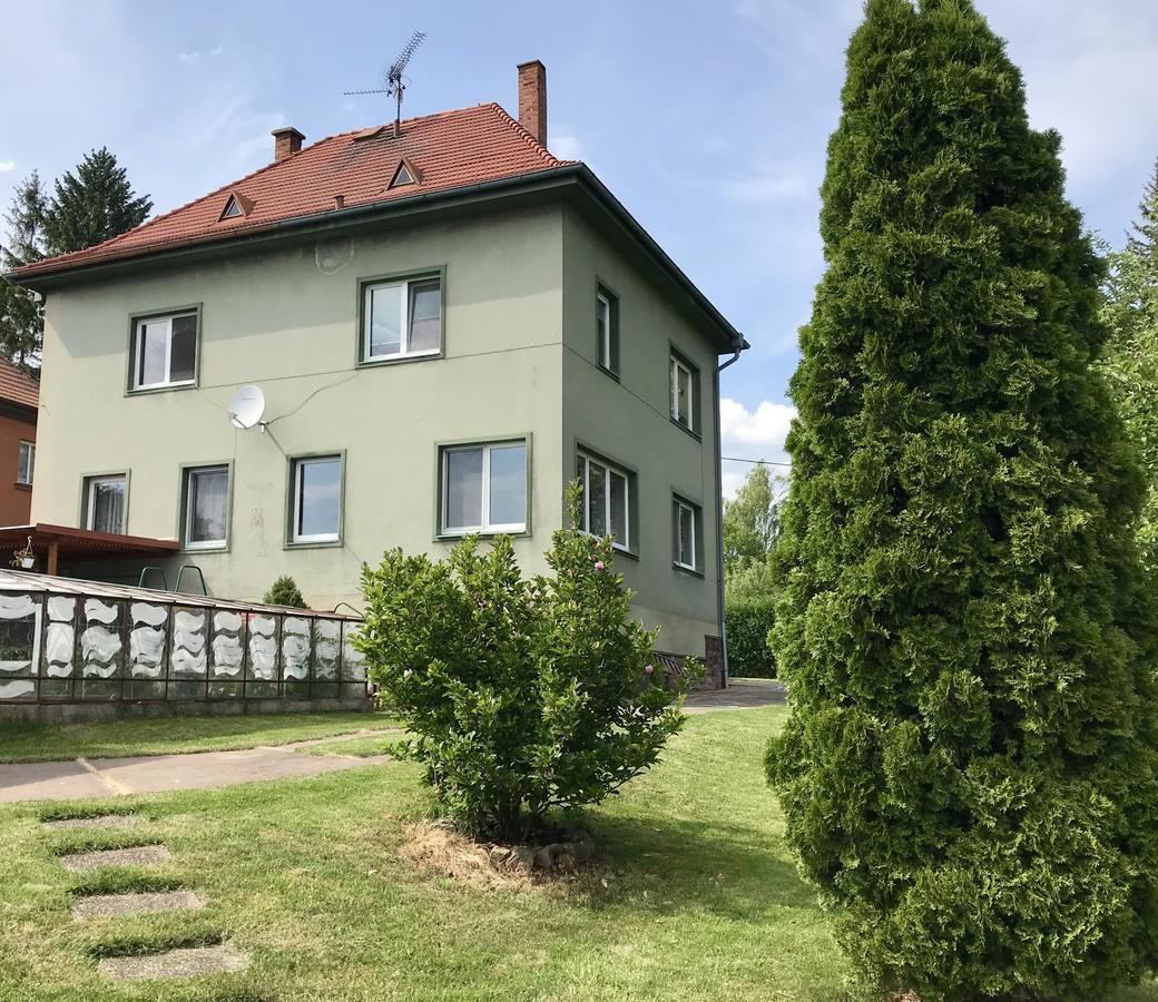Ferienwohnung Ubytovani Janina Broumov Exterior foto